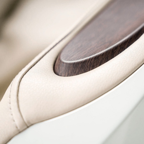 Массажное кресло Ergonova Phantom X Beige