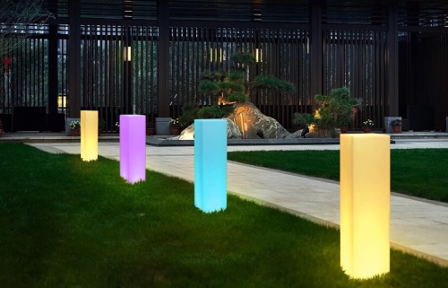 Светильник Колонна 30х30 питание от АКБ, RGB